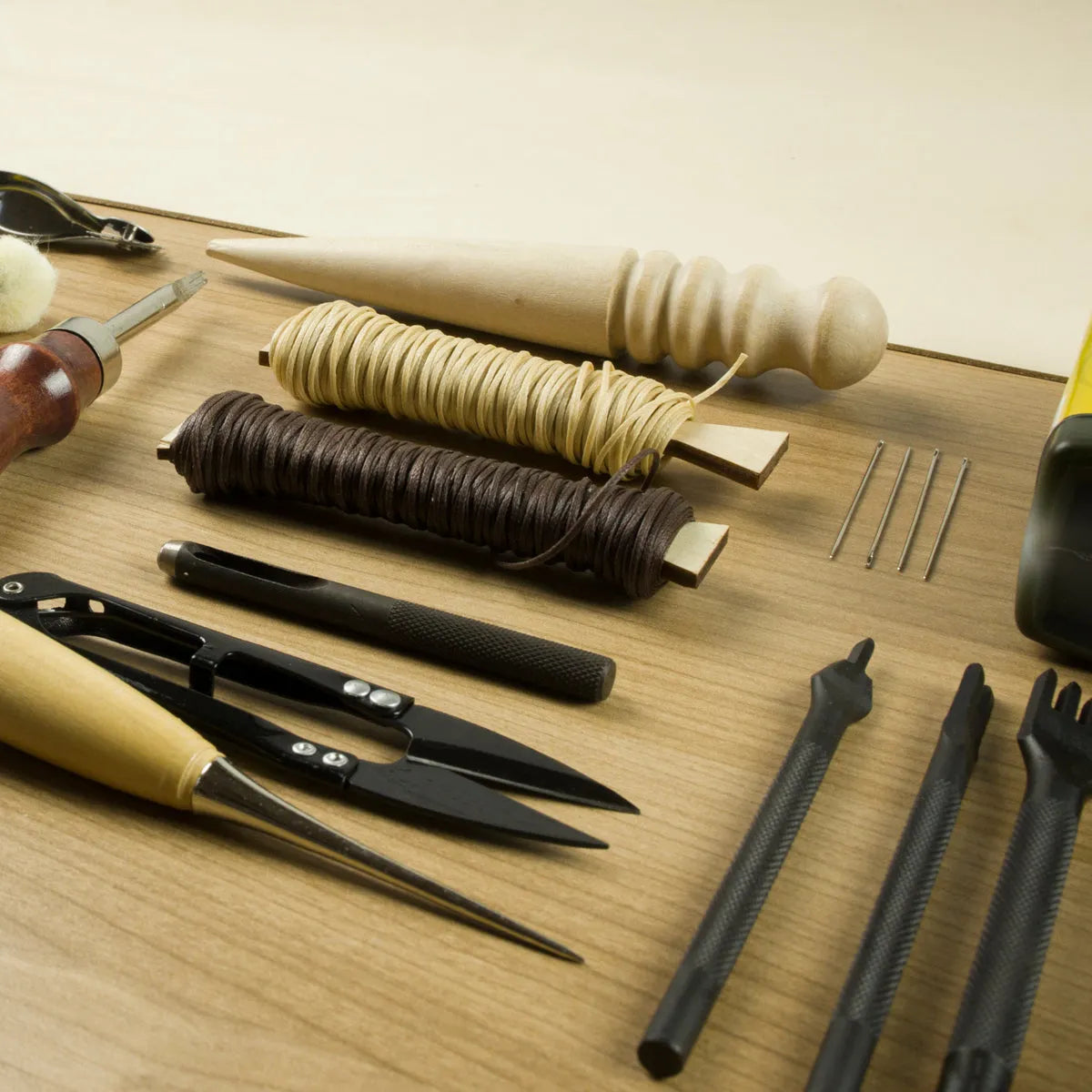 Zestaw startowy dla początkującego kaletnika – CraftPoint