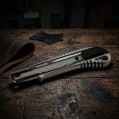 Nóż do skóry z ostrzem łamanym 18mm – CraftPoint