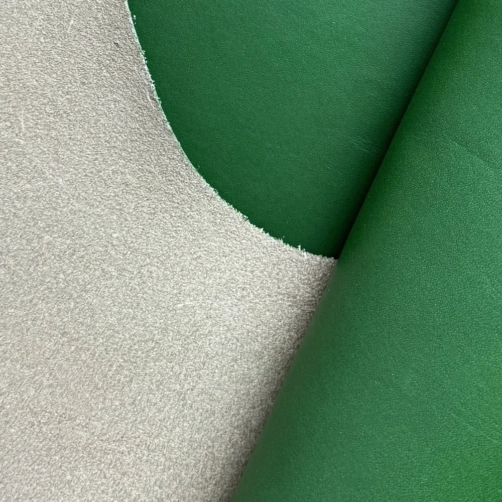 Skóra bydlęca licowa garbowana roślinnie 1.2 mm - Verde – CraftPoint